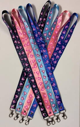 Šňůra srdíčko cena 22,90 bez DPH.